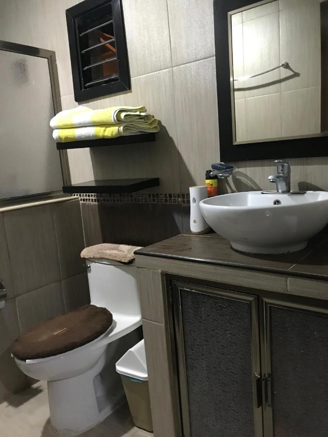 Casa Lili 2: Luxurious/Amplio/Hot Water/Economic/Wifi/Tv Apartment Валядолид Екстериор снимка