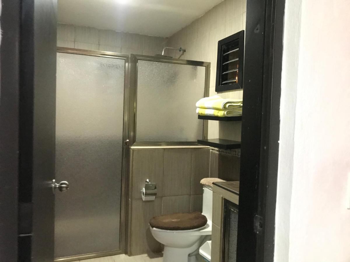 Casa Lili 2: Luxurious/Amplio/Hot Water/Economic/Wifi/Tv Apartment Валядолид Екстериор снимка